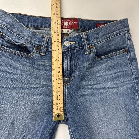 Lucky Brand Abbey Bermuda Shorts Women 6 28 Blue Denim Embroidered Frayed Hem - Picture 9 of 16